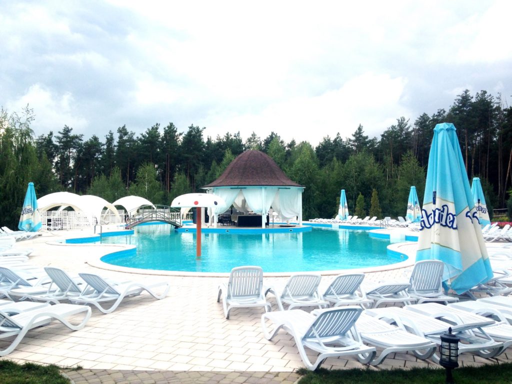 Басейн Літо (Харків)