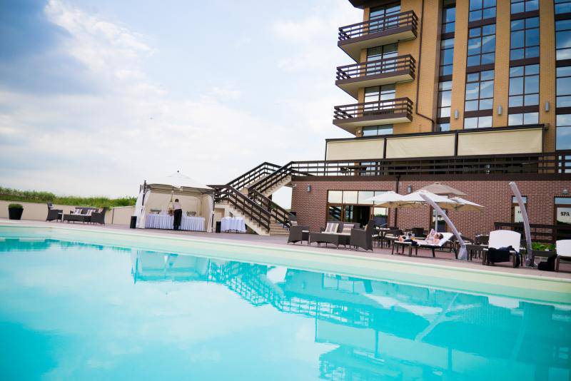Басейн Superior Golf & Spa Resort (Харків)