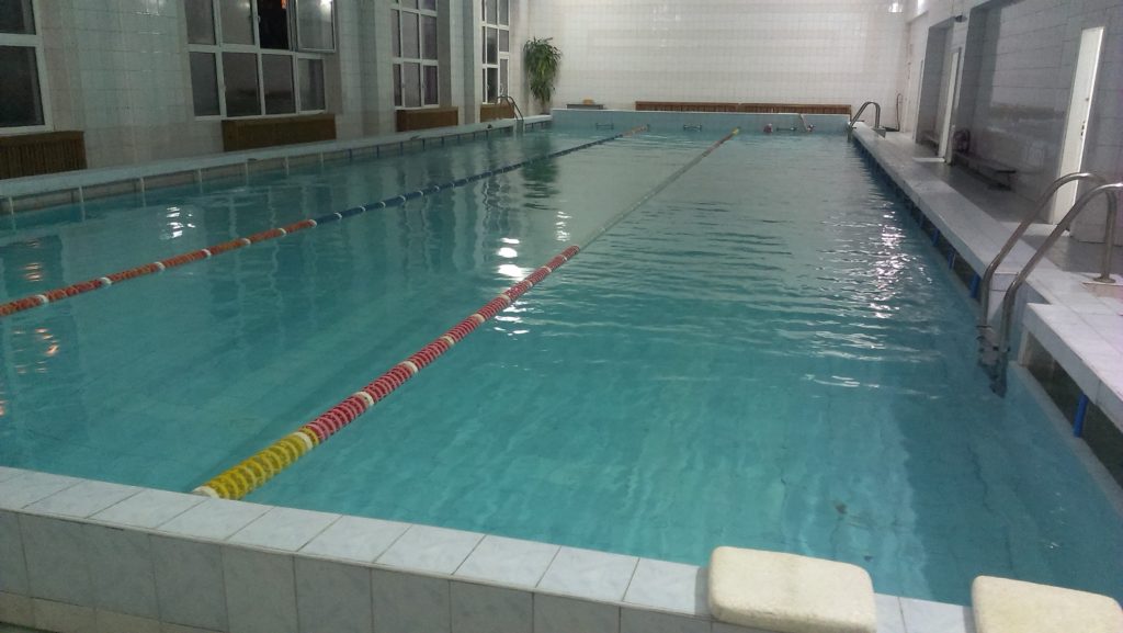 Басейн Дельфін на Позняках (Київ)