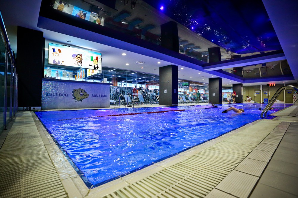 Басейн Спорт Лайф на Льва Толстого (Київ)