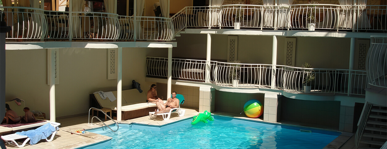 Бассейн Osteria Pinocchio (Харьков)