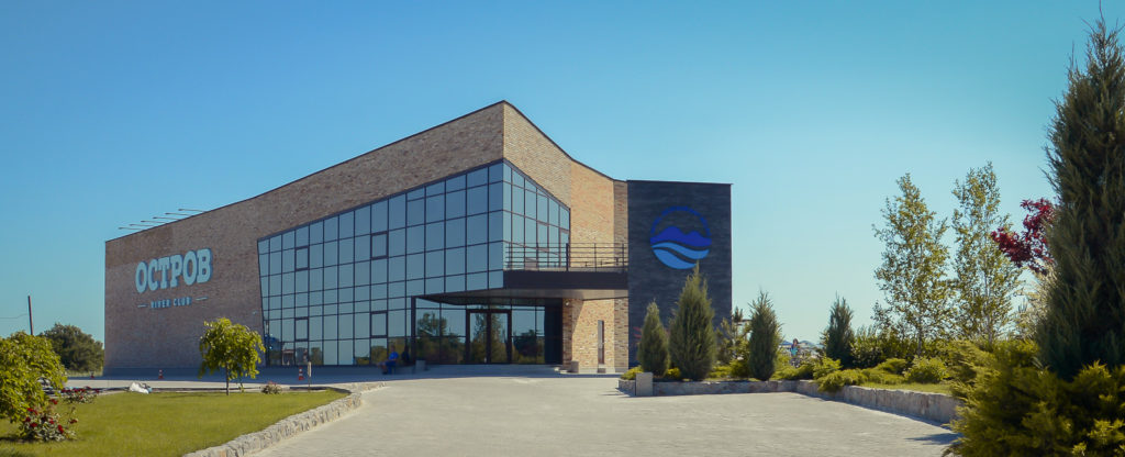 Басейн Острів Рівер Клаб (Дніпро)