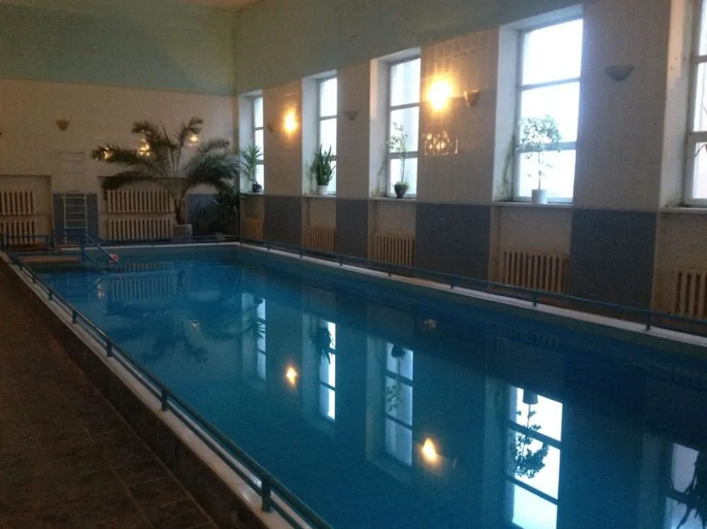 Бассейн оздоровительного комплекса больницы 3 (Тернополь)