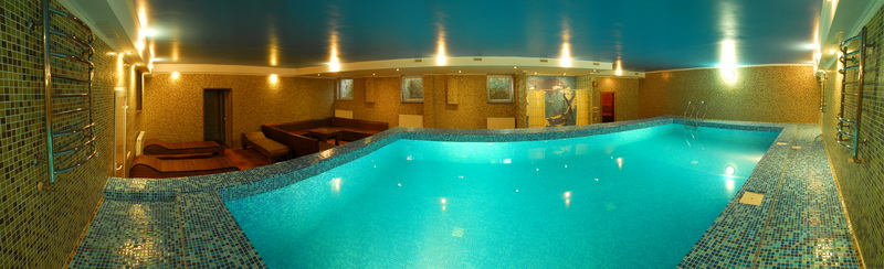 Бассейн Айвенго (Ровно)