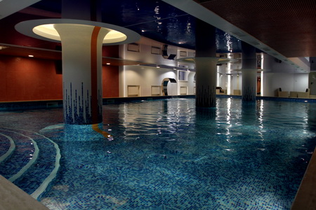 Бассейн Шахтёр Плаза (Донецк)