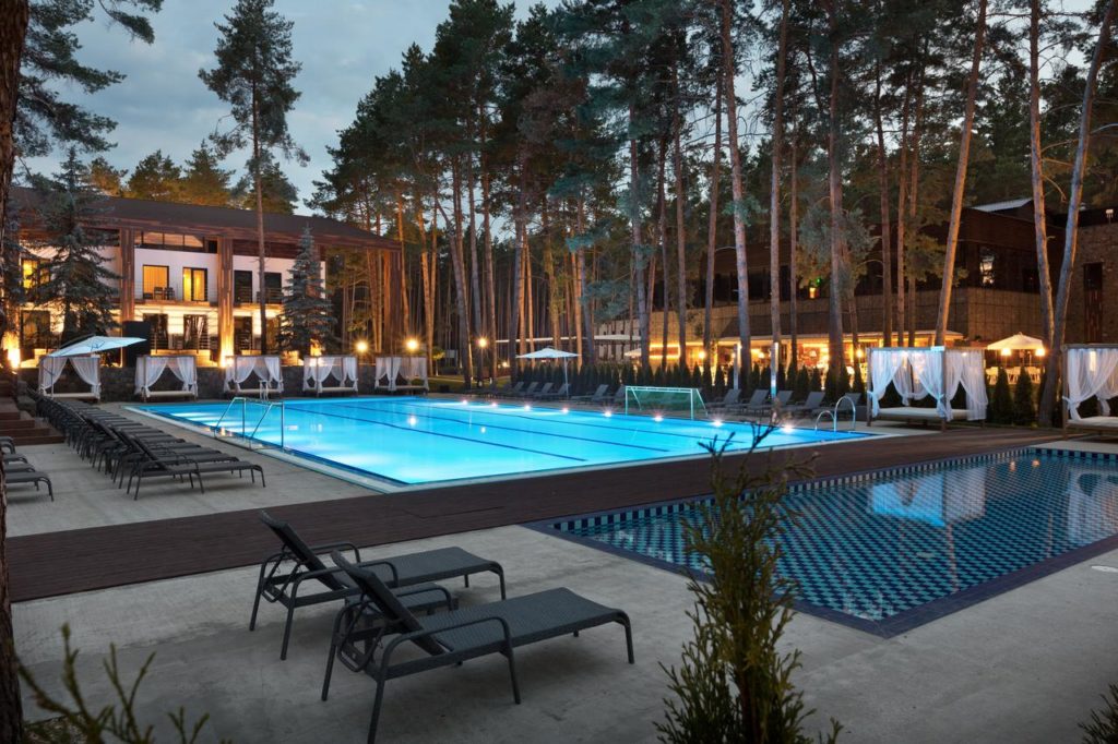 Басейн Verholy Relax Park (Полтава)