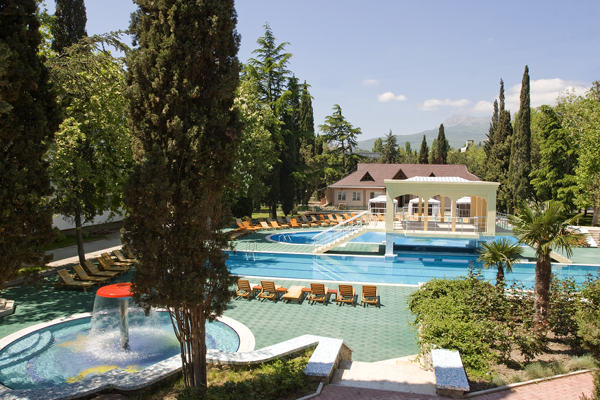 Бассейн Porto Mare (Алушта) (закрыт на зимний сезон)