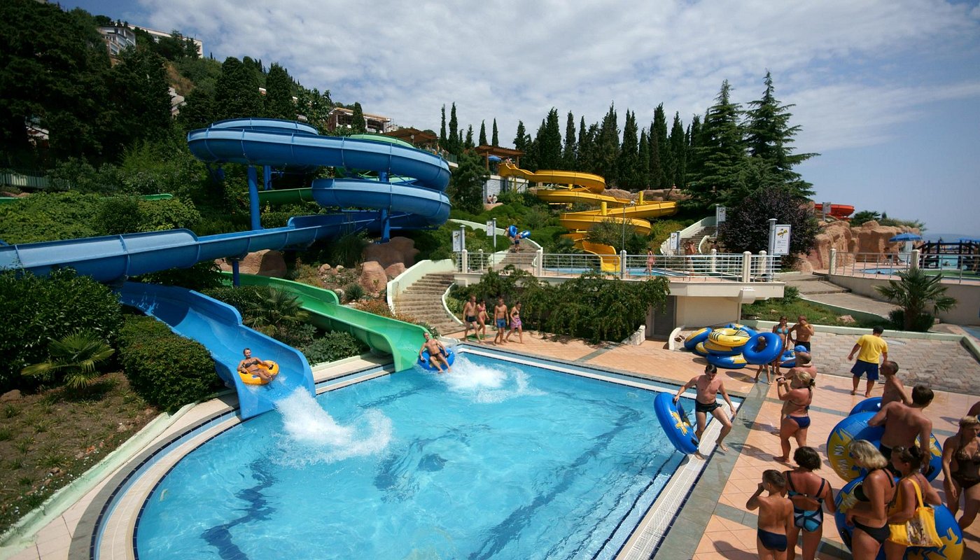 Аквапарк Мигдальний Гай (Алушта)