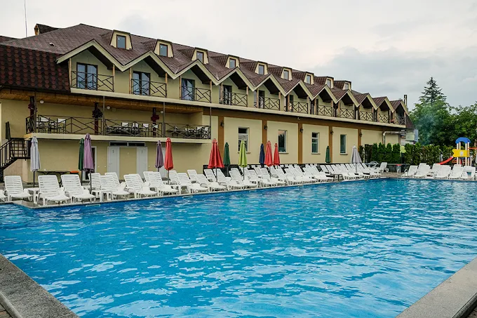 Гайки басейн (Житомир)