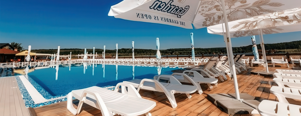 Бассейн Аква плюс (Черновцы)