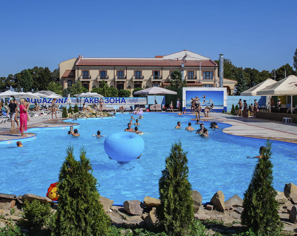 Green Villa бассейн в селе Гора (Киев)