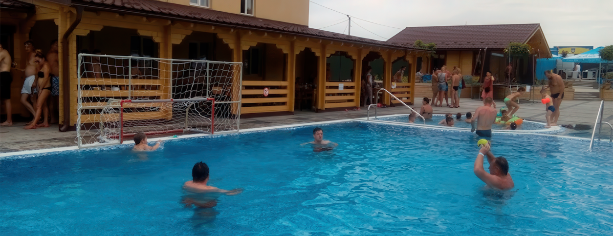 Бассейн Драйв (Черновцы)