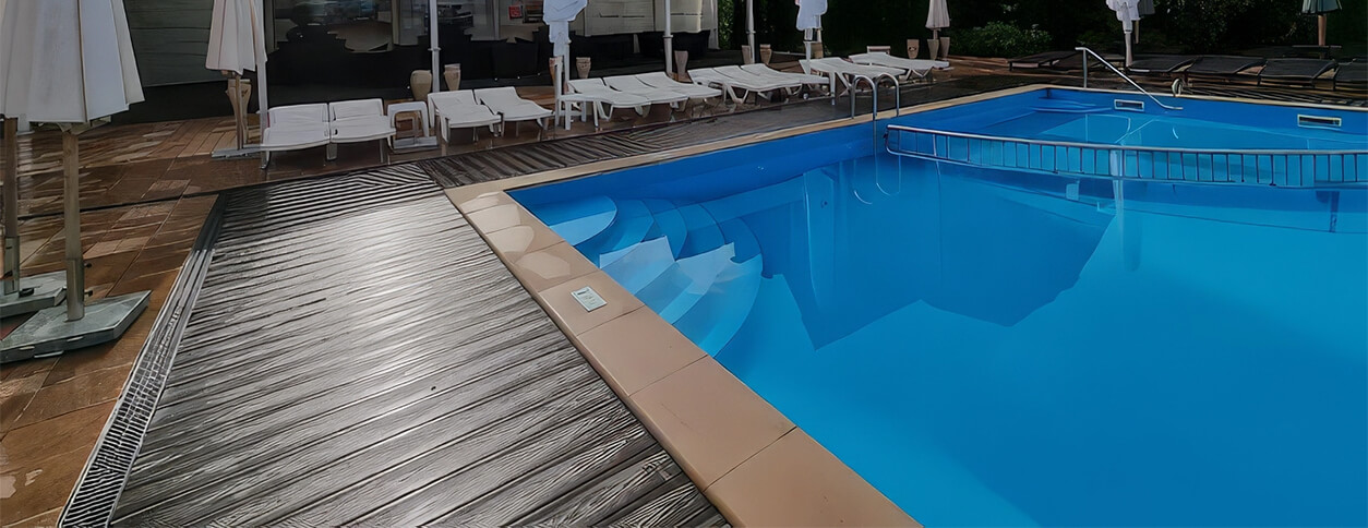 Бассейн Моника Беллучи (Запорожье)