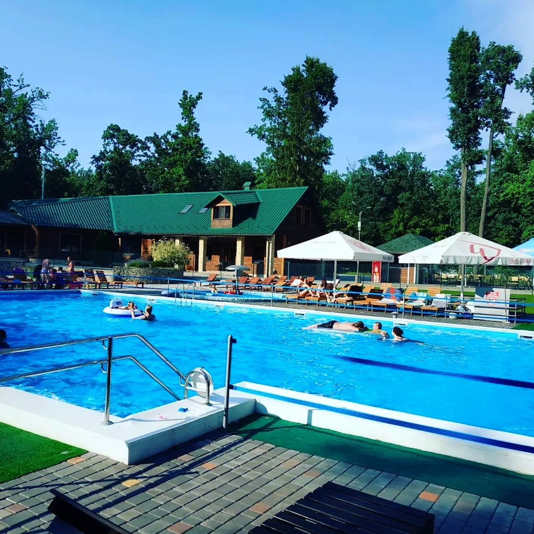 Зачароване озеро басейн (Вінниця)