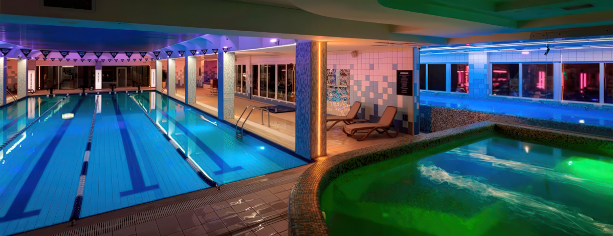 Бассейн Спортлайф на Днепропетровской набережной Киев фото