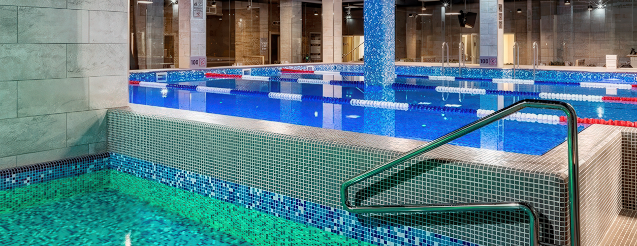 Бассейн Sport Life на Петровке Киев фото