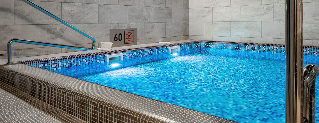 Бассейн Sport Life на Петровке Киев фото