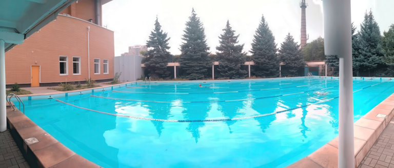 Днепр бассейн Финансовой академии фото