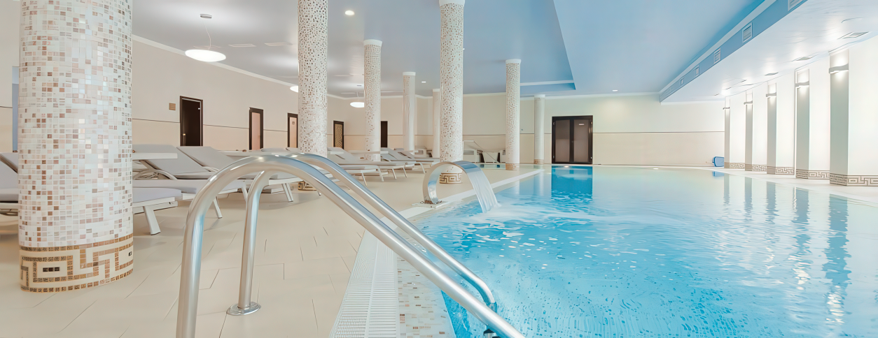 Бассейн Holiday City (Киев)