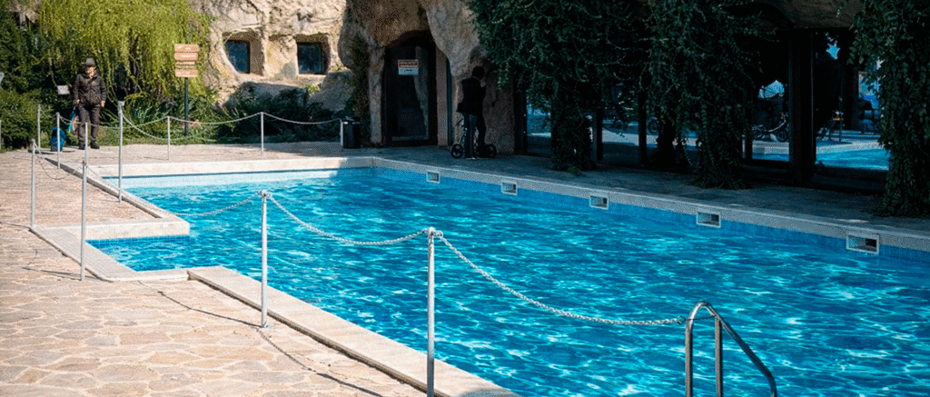 Бассейн Затерянный мир (Одесса)