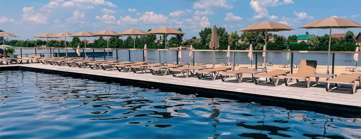 Бассейн Маячок (Киев)