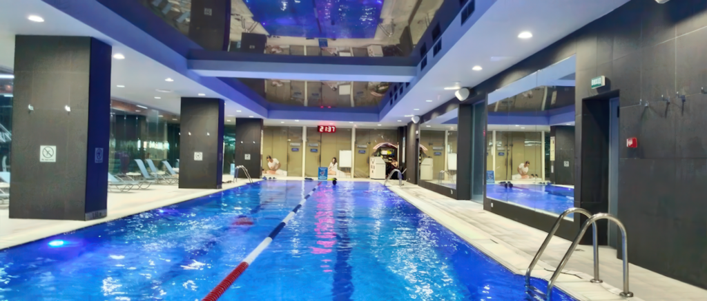 Бассейн Спорт Лайф на Льва Толстого (Киев)