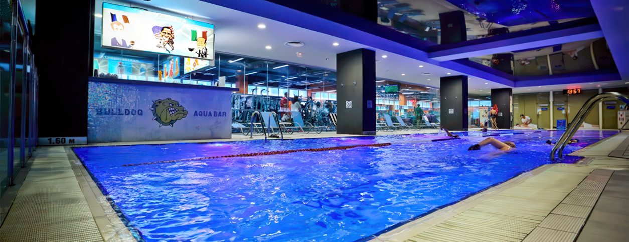 Бассейн Спорт Лайф на Льва Толстого Киев фото