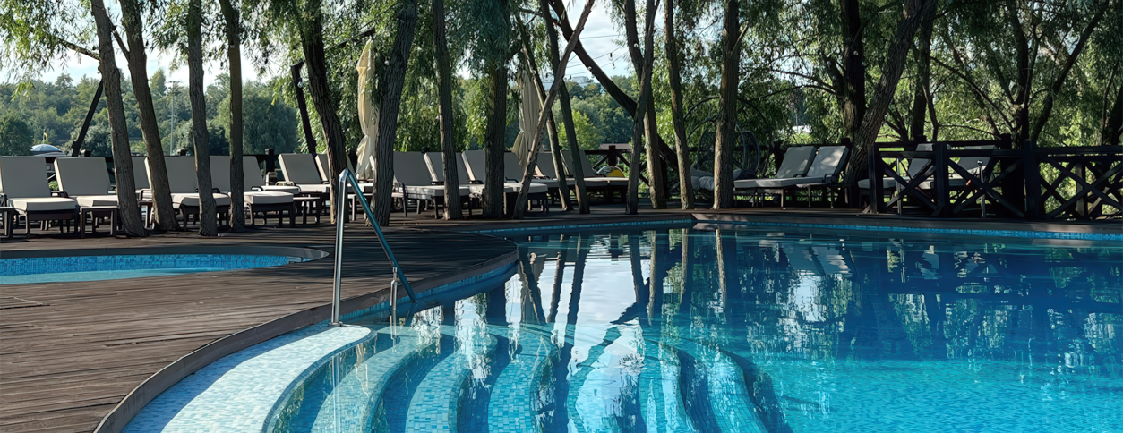 Бассейн Equides (Киев)