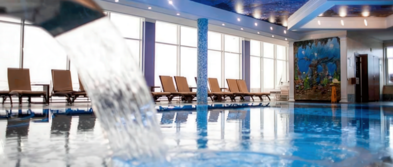 Спа-отель Потоки Хаус с бассейном Кременчуг