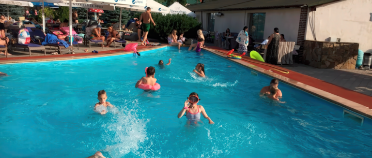 аркада бассейн