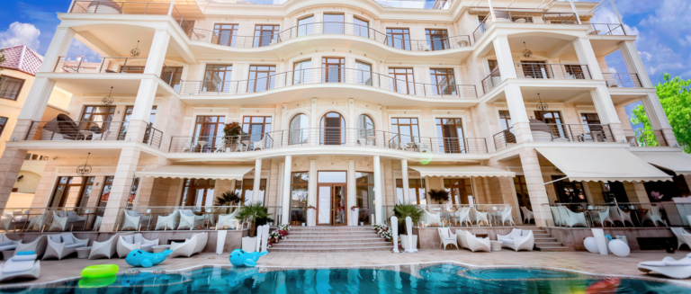 панорама де люкс бассейн