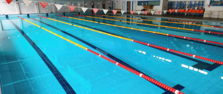 Бассейн Дельфин (Нефтехимик) Кременчуг