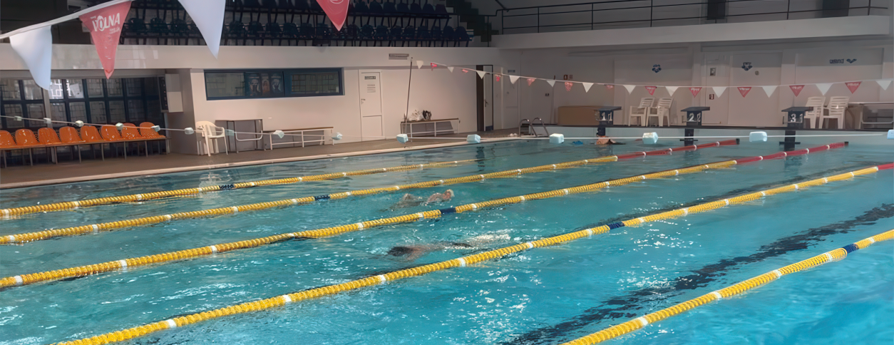 Бассейн Дельфин (Кременчуг)