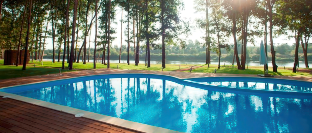 Бассейн комплекса Речной (Киев)