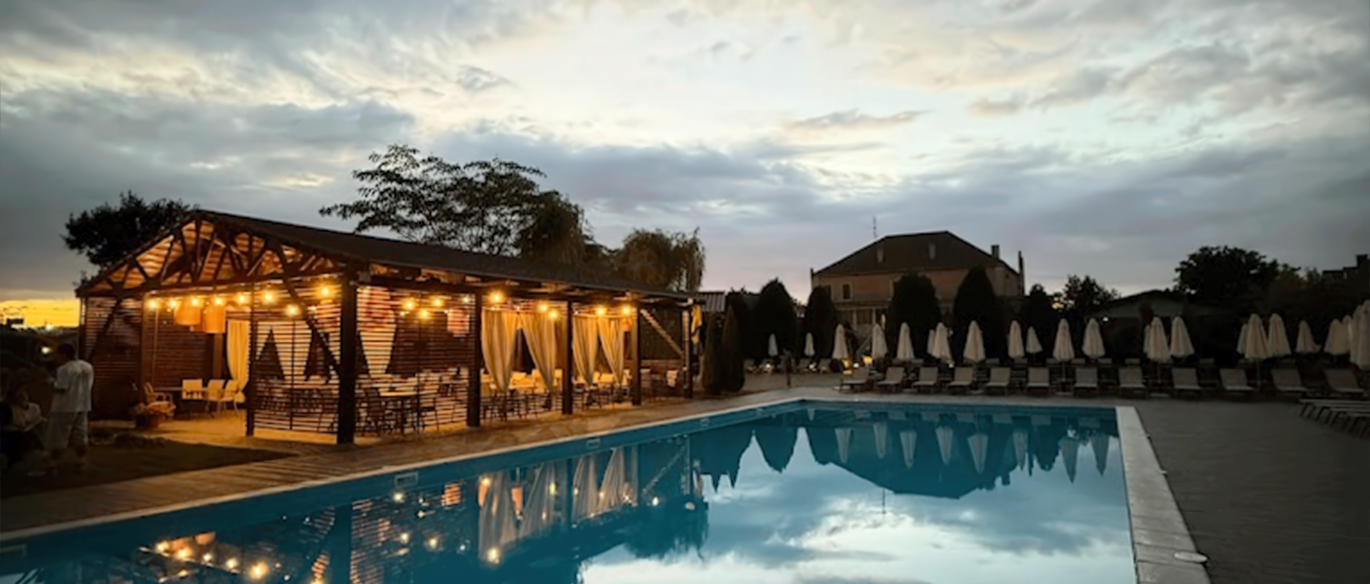 Басейн Велес (Одеса)