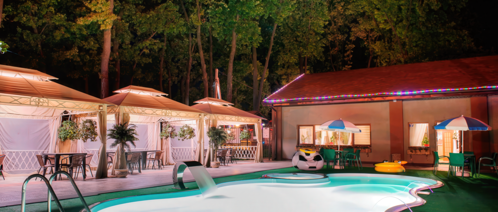 Бассейн Золотой дуб (Крюковщина)