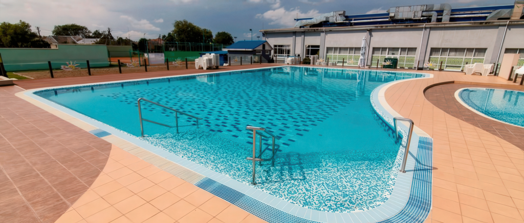 Басейн Зінедін (Ужгород)