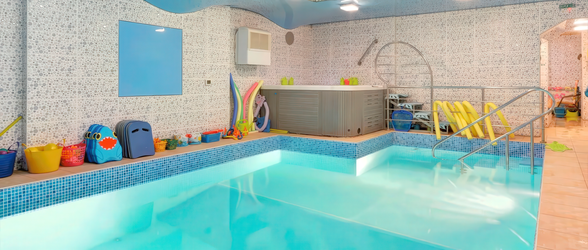 Бассейн Острова (Харьков)