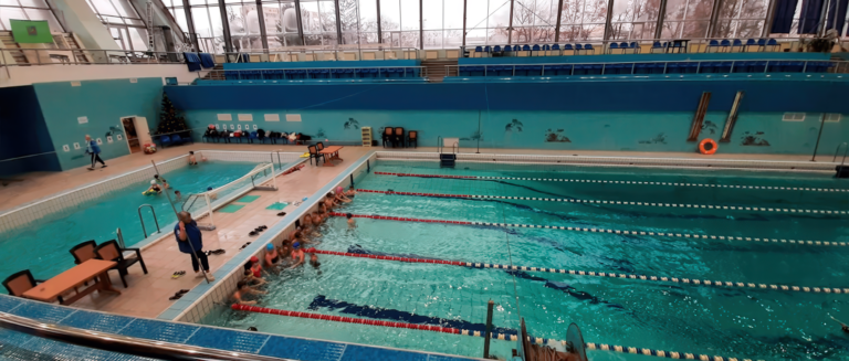 бассейн пионер харьков