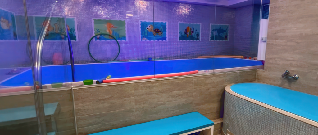 Бассейн Фитни (Fitni) (Ивано-Франковск)