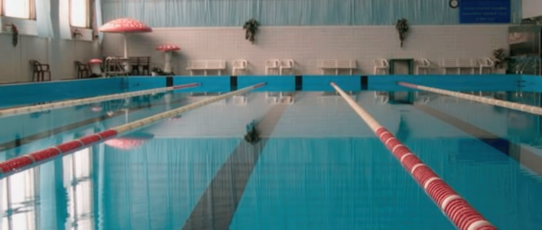 Бассейн Спартак Луганск