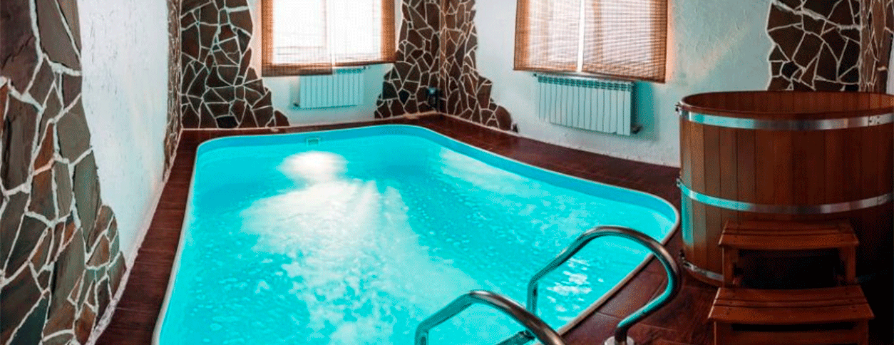 Бассейн в комплексе Баня на даче (Ивано-Франковск)