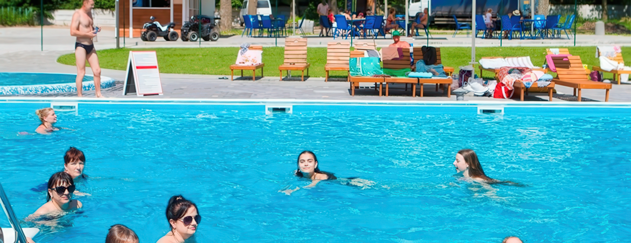 Заколдованное озеро бассейн (Винница)