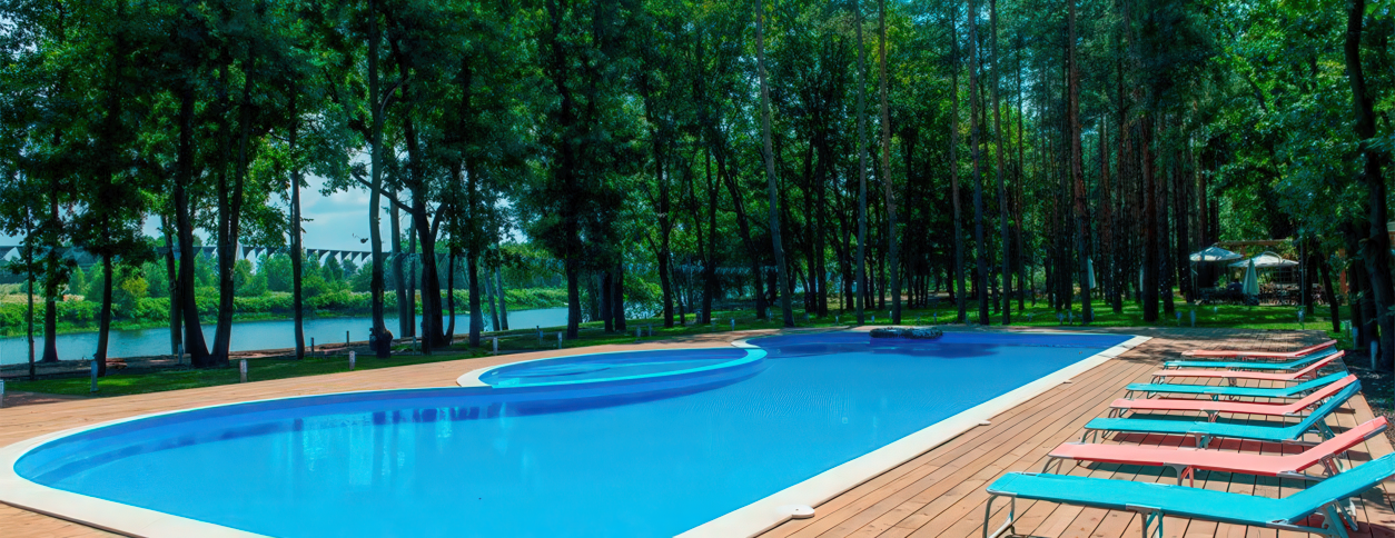 Бассейн комплекса Речной (Киев)