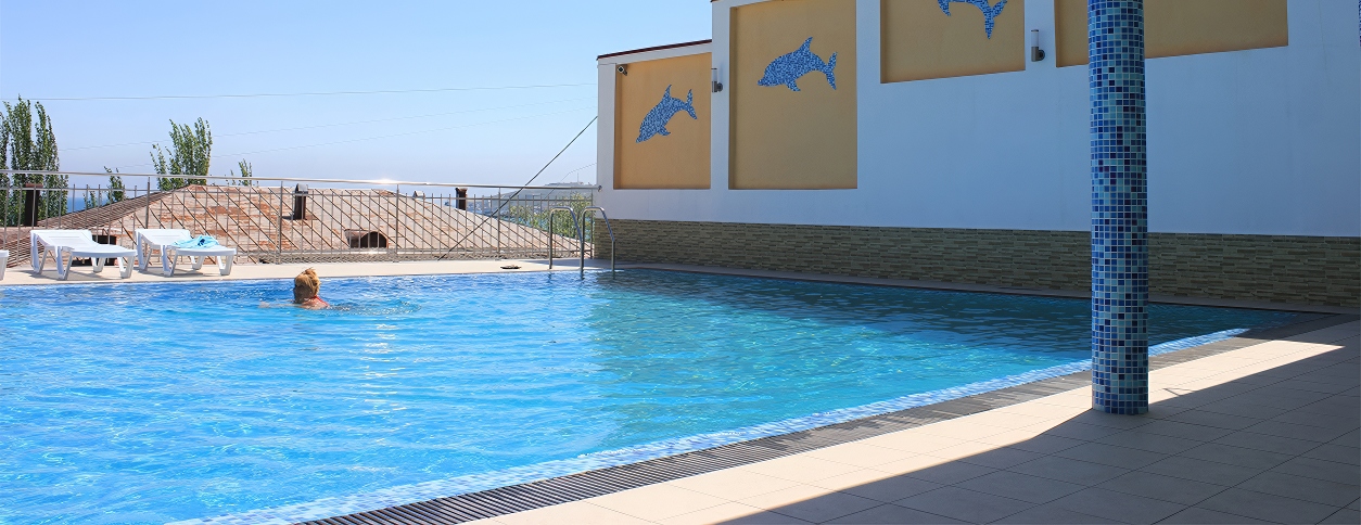 Бассейн Афалина (Феодосия)