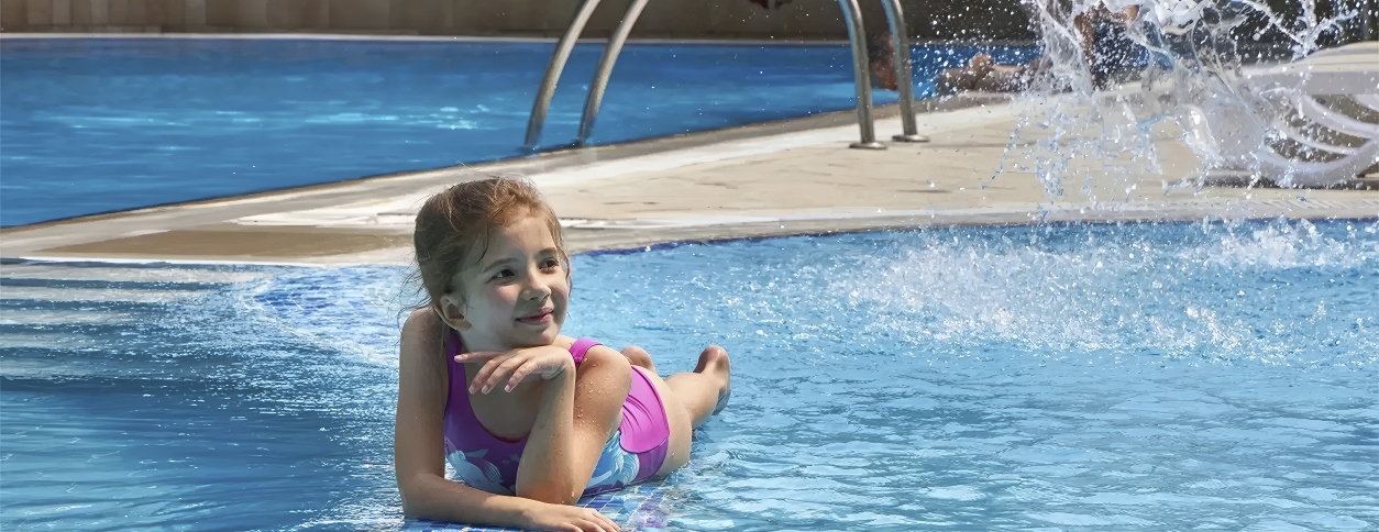 Бассейн Алые Паруса (Феодосия)