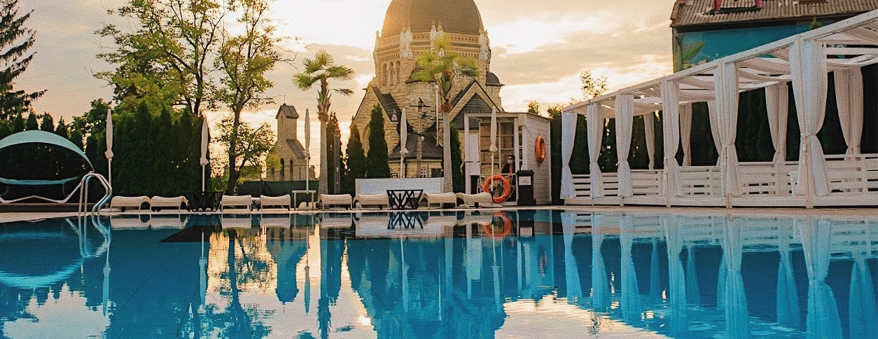 бассейн кавальер во львове