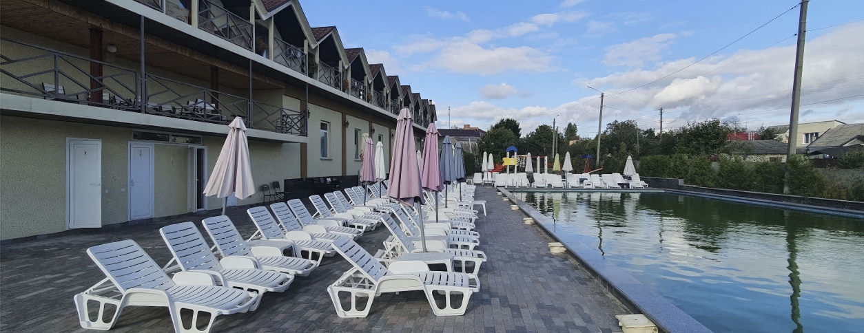 гайки бассейн фото