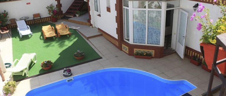 Отель Глициния Феодосия цена