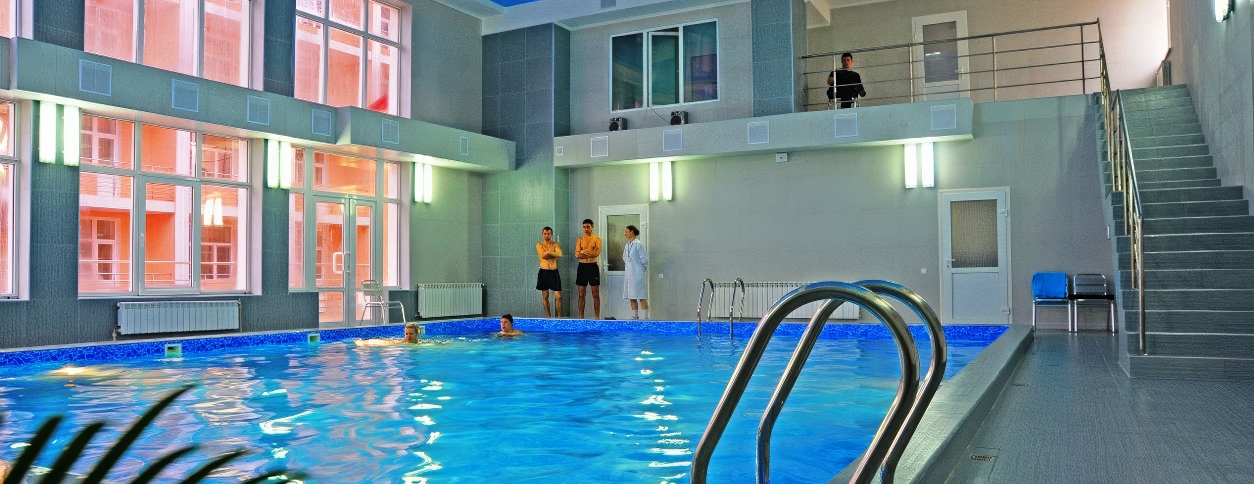 Басейн Імперія (Євпаторія)